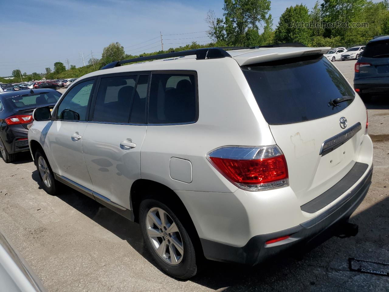 2011 Toyota Highlander Base White vin: 5TDBK3EH1BS044964