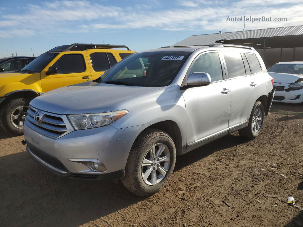 2011 Toyota Highlander Base Silver vin: 5TDBK3EH5BS046507