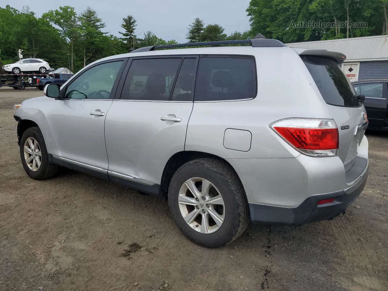 2011 Toyota Highlander Base Silver vin: 5TDBK3EH5BS067972