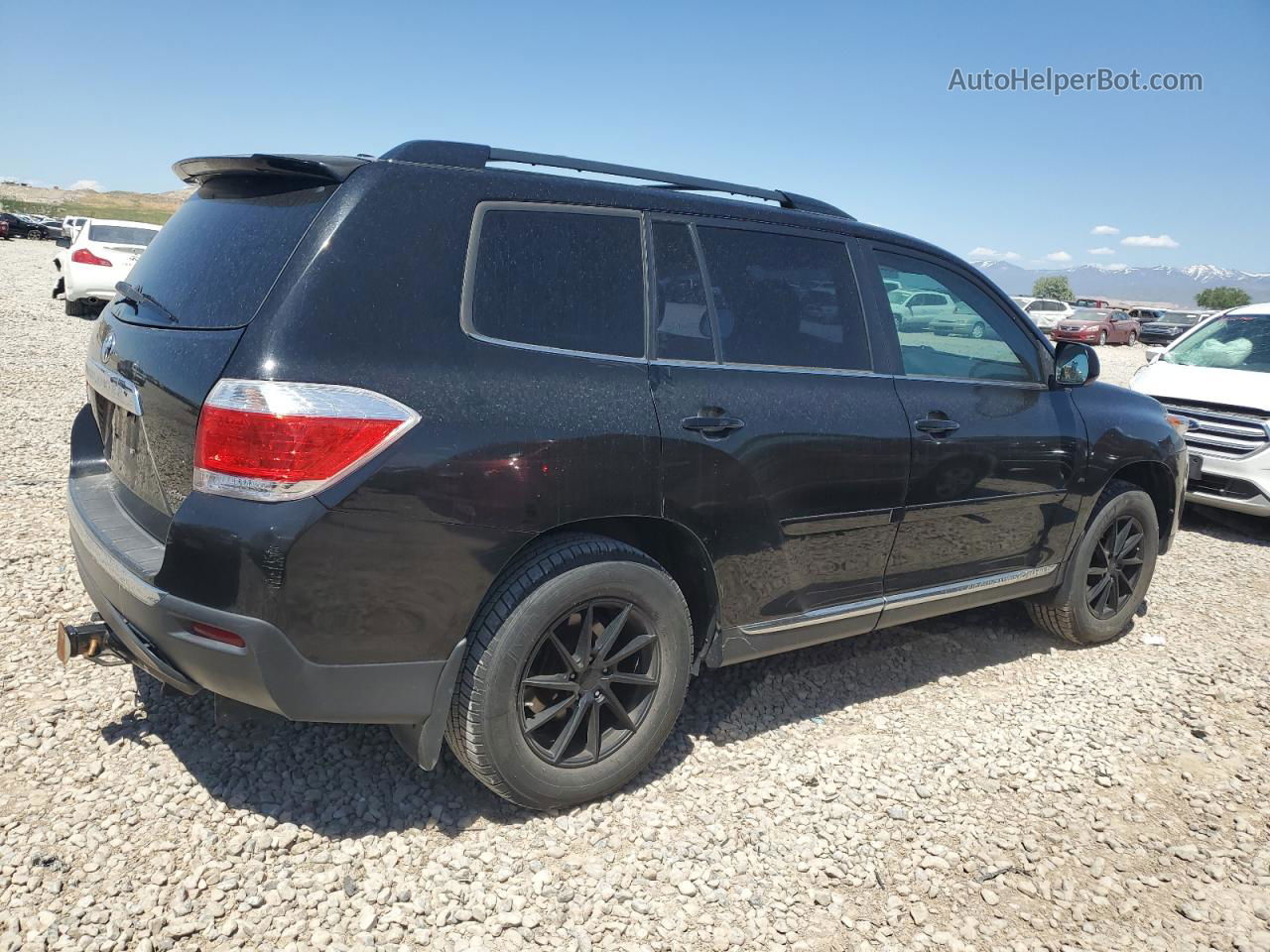 2011 Toyota Highlander Base Black vin: 5TDBK3EH5BS092385