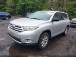 2011 Toyota Highlander Base V6 Silver vin: 5TDBK3EH7BS050235