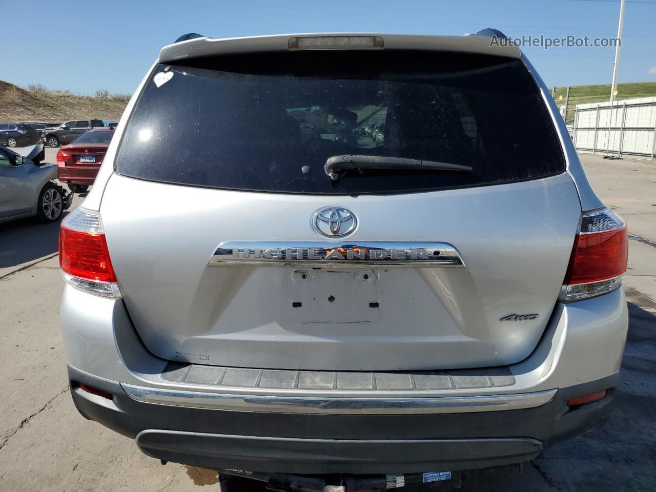 2011 Toyota Highlander Base Silver vin: 5TDBK3EH7BS053765