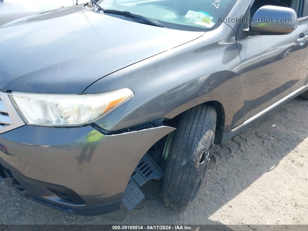 2011 Toyota Highlander Base V6 Gray vin: 5TDBK3EH8BS049210