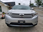 2011 Toyota Highlander Base Silver vin: 5TDBK3EH8BS058151