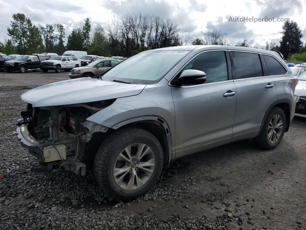 2016 Toyota Highlander Le Silver vin: 5TDBKRFH2GS351990