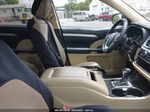 2016 Toyota Highlander Le Plus V6 Темно-бордовый vin: 5TDBKRFH5GS262317