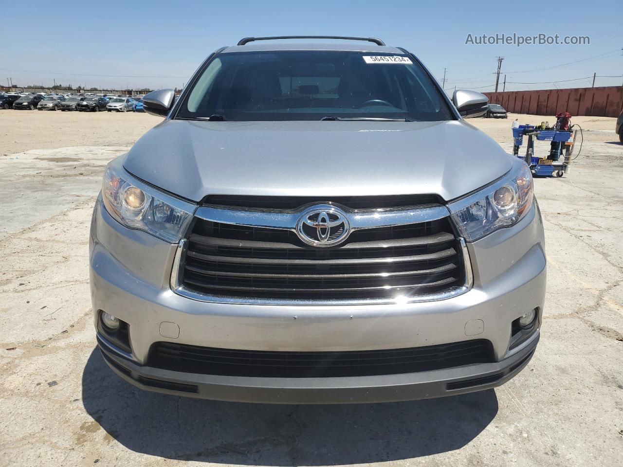 2016 Toyota Highlander Le Silver vin: 5TDBKRFH8GS226007