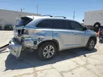 2016 Toyota Highlander Le Silver vin: 5TDBKRFH8GS226007