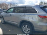 2016 Toyota Highlander Le V6 Silver vin: 5TDBKRFHXGS298388