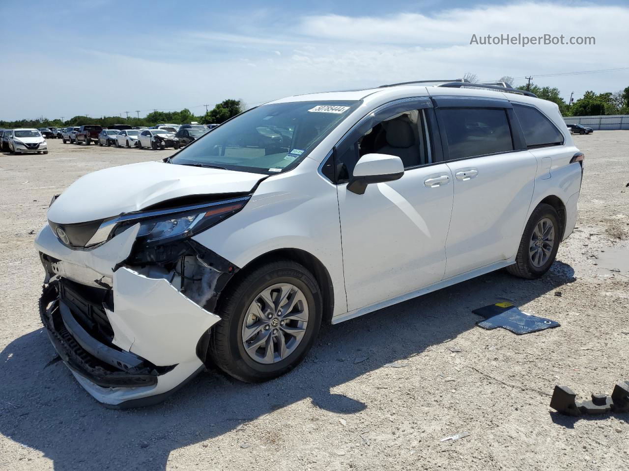 2022 Toyota Sienna Le Белый vin: 5TDBRKEC1NS132699