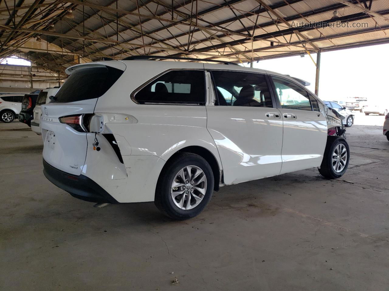 2022 Toyota Sienna Le Белый vin: 5TDBSKFC6NS053189