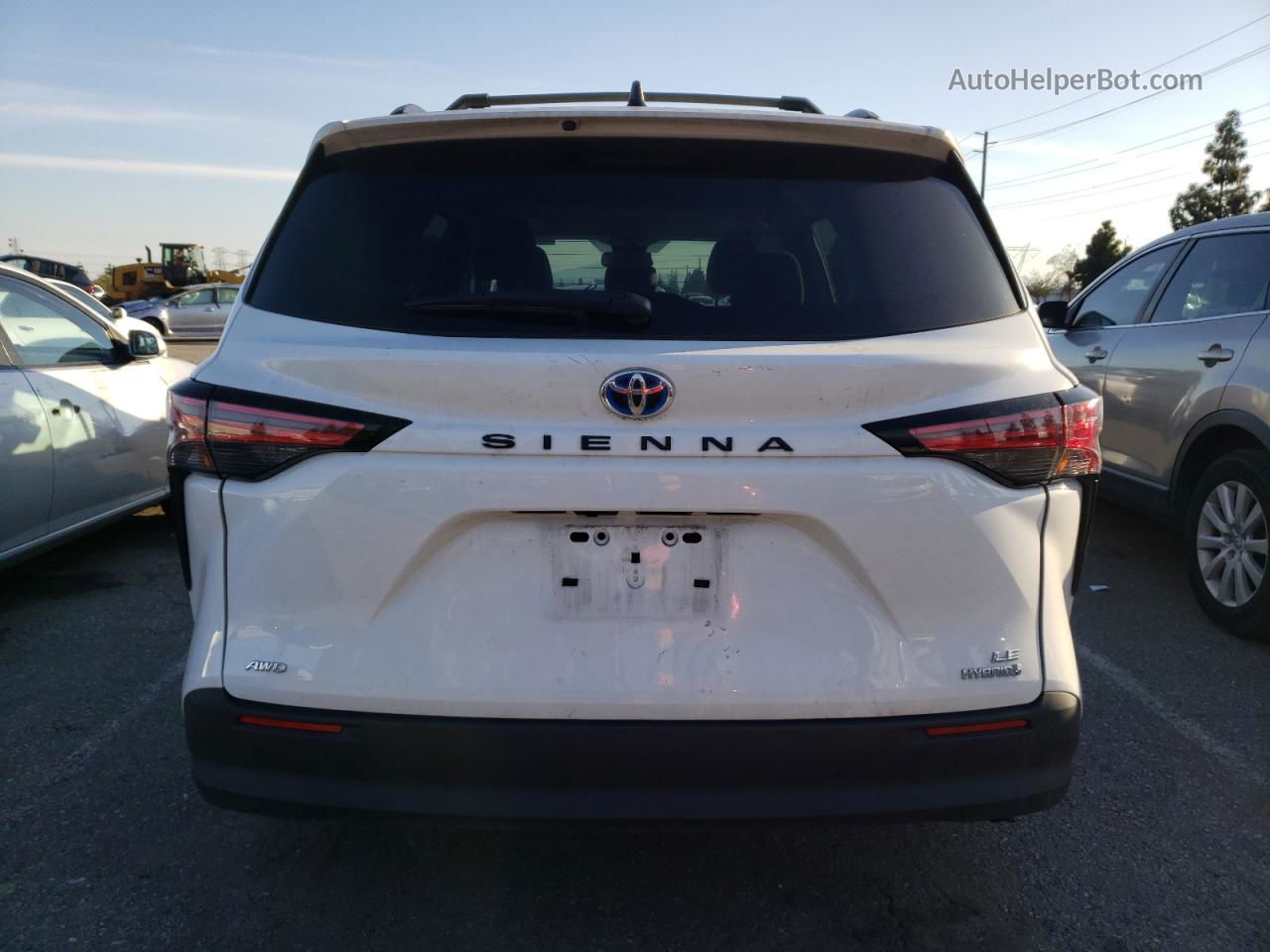 2022 Toyota Sienna Le White vin: 5TDBSKFC8NS071497