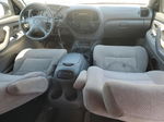 2002 Toyota Sequoia Sr5 Серебряный vin: 5TDBT44A22S079228