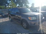 2002 Toyota Sequoia Sr5 V8 Black vin: 5TDBT44A32S070215