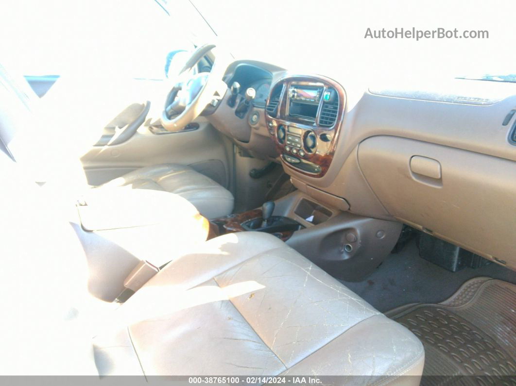 2002 Toyota Sequoia Sr5 V8 Золотой vin: 5TDBT44A62S064828