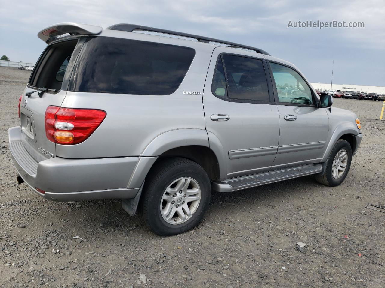 2002 Toyota Sequoia Limited Серебряный vin: 5TDBT48A82S075145