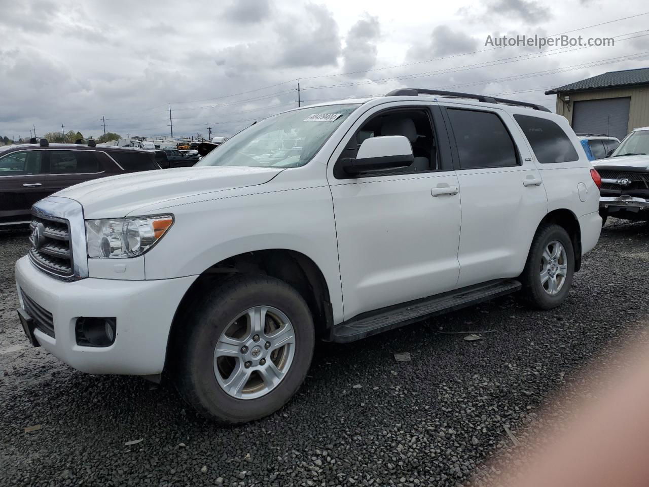 2017 Toyota Sequoia Sr5 White vin: 5TDBW5G12HS151000