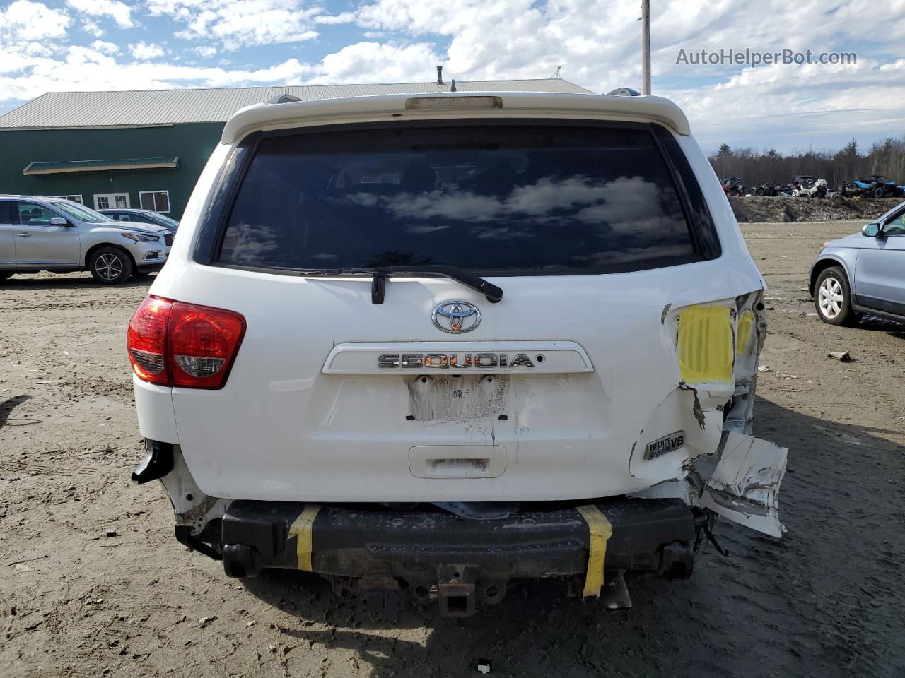 2017 Toyota Sequoia Sr5 White vin: 5TDBY5G11HS152245