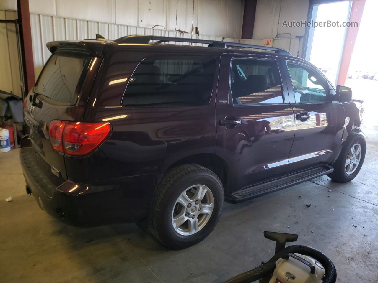 2017 Toyota Sequoia Sr5 Maroon vin: 5TDBY5G14HS151879