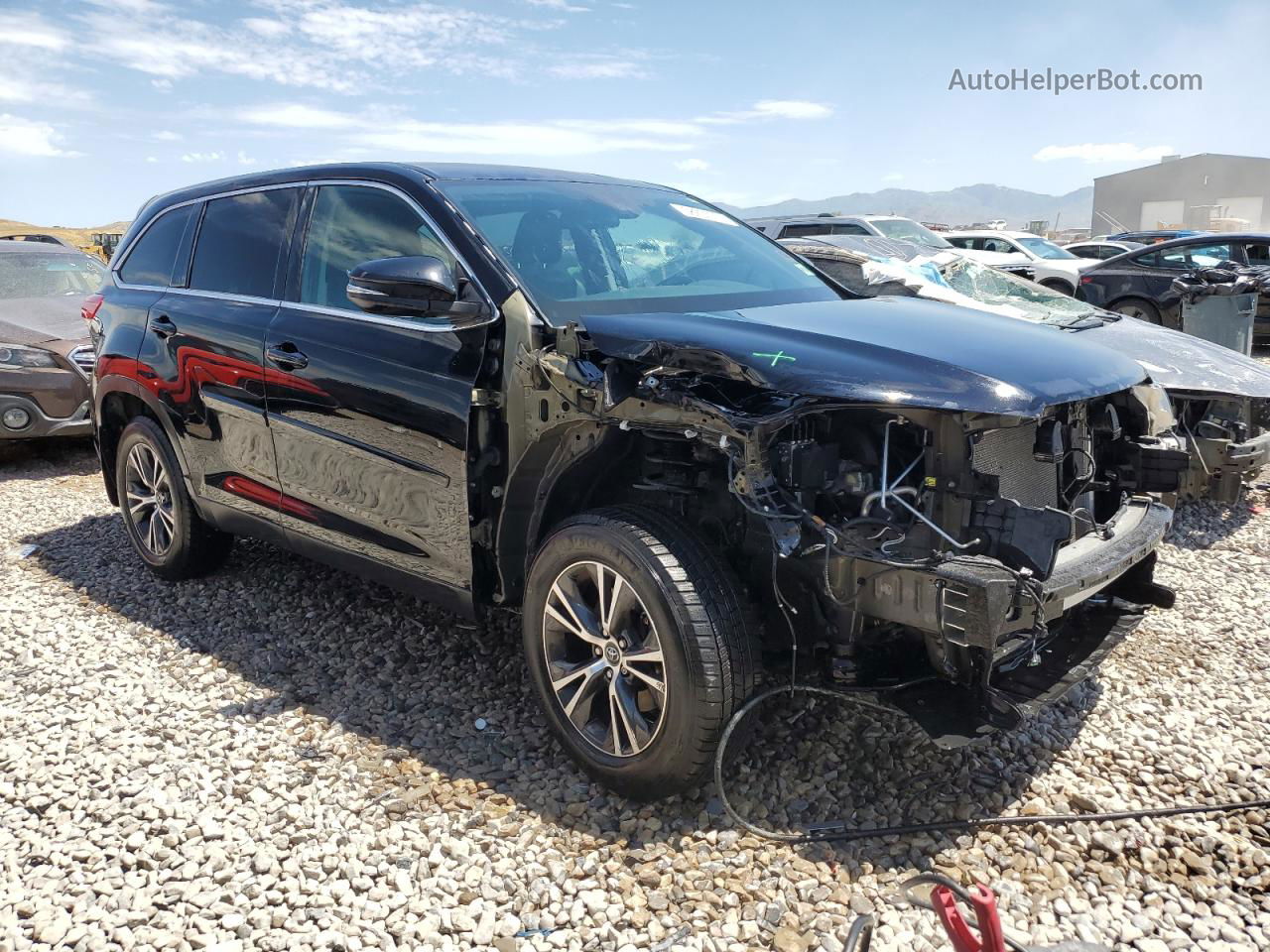 2019 Toyota Highlander Le Black vin: 5TDBZRFH7KS929912