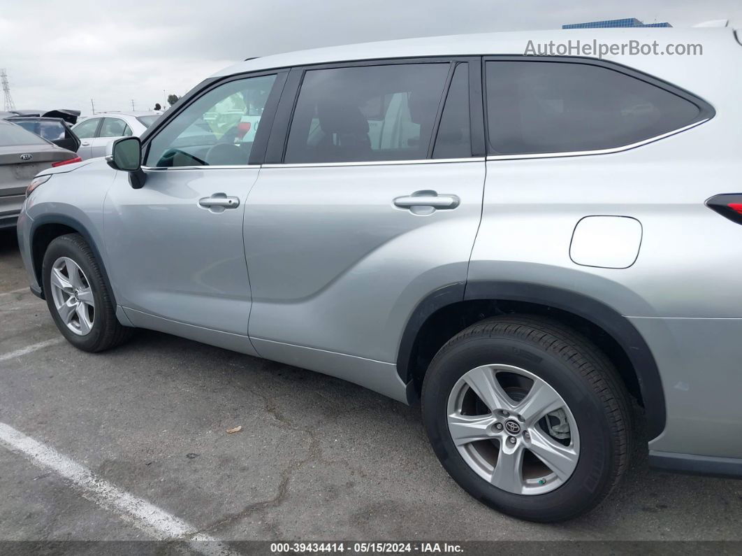 2021 Toyota Highlander L Серебряный vin: 5TDCZRAH2MS524720