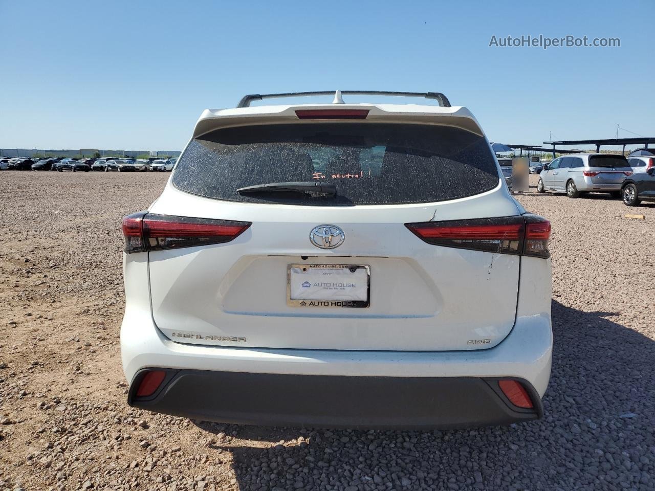 2021 Toyota Highlander L White vin: 5TDCZRBH8MS541648