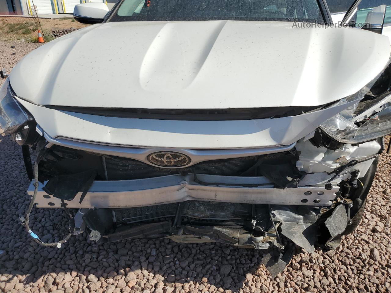 2021 Toyota Highlander L White vin: 5TDCZRBH8MS541648