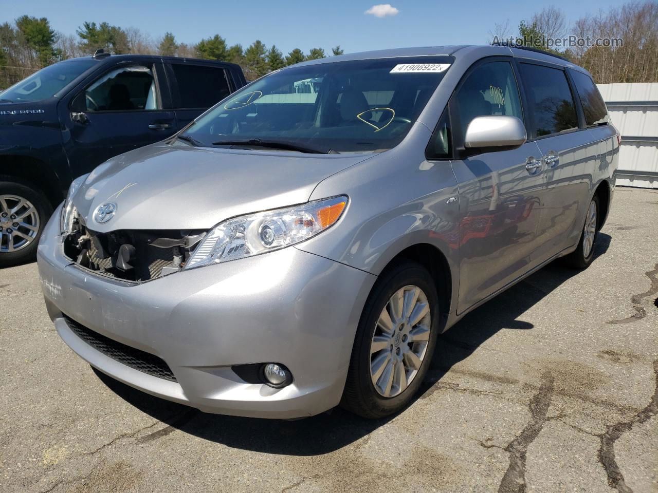 Toyota Sienna 2016