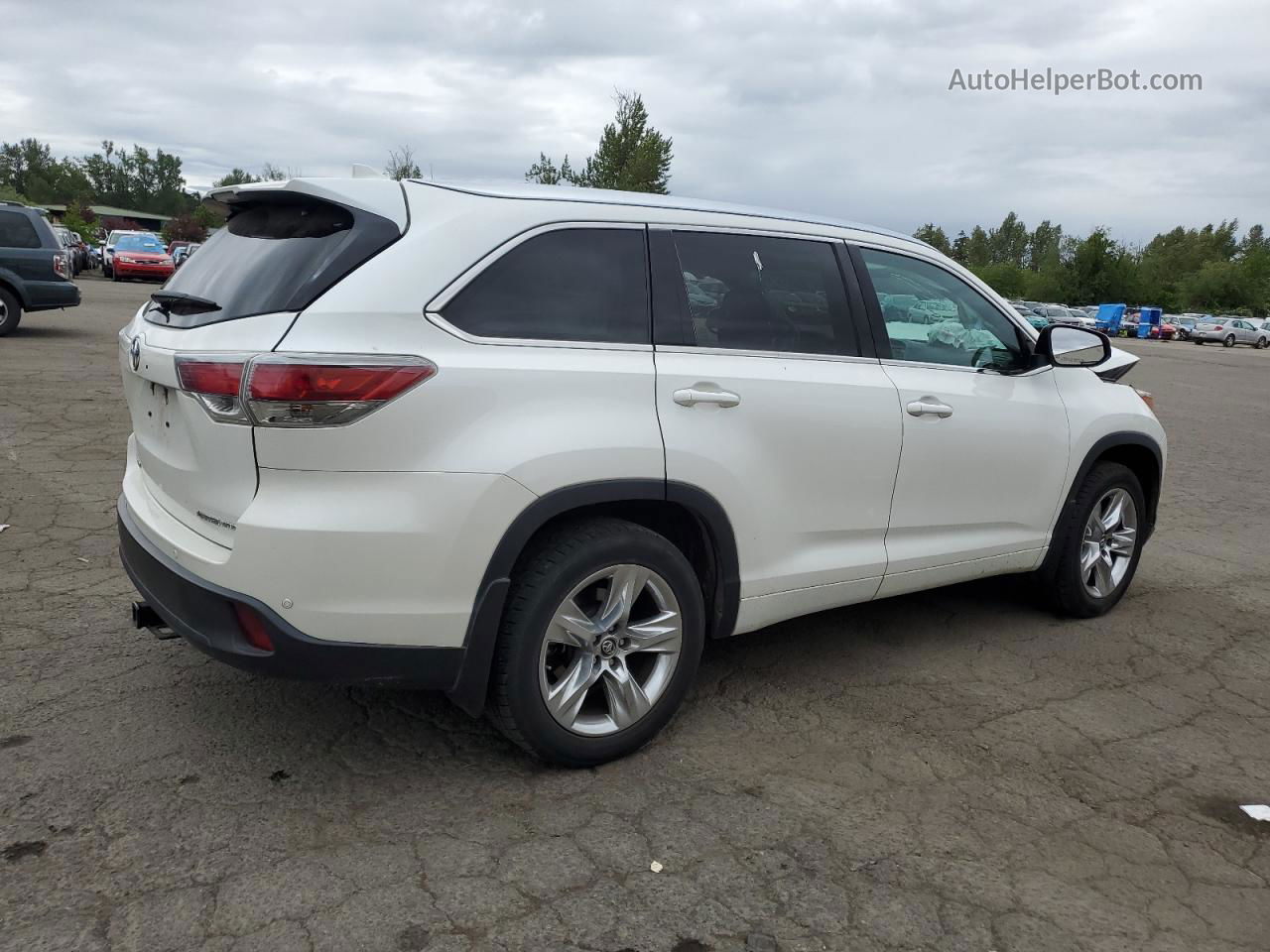 2016 Toyota Highlander Limited White vin: 5TDDKRFH2GS348435