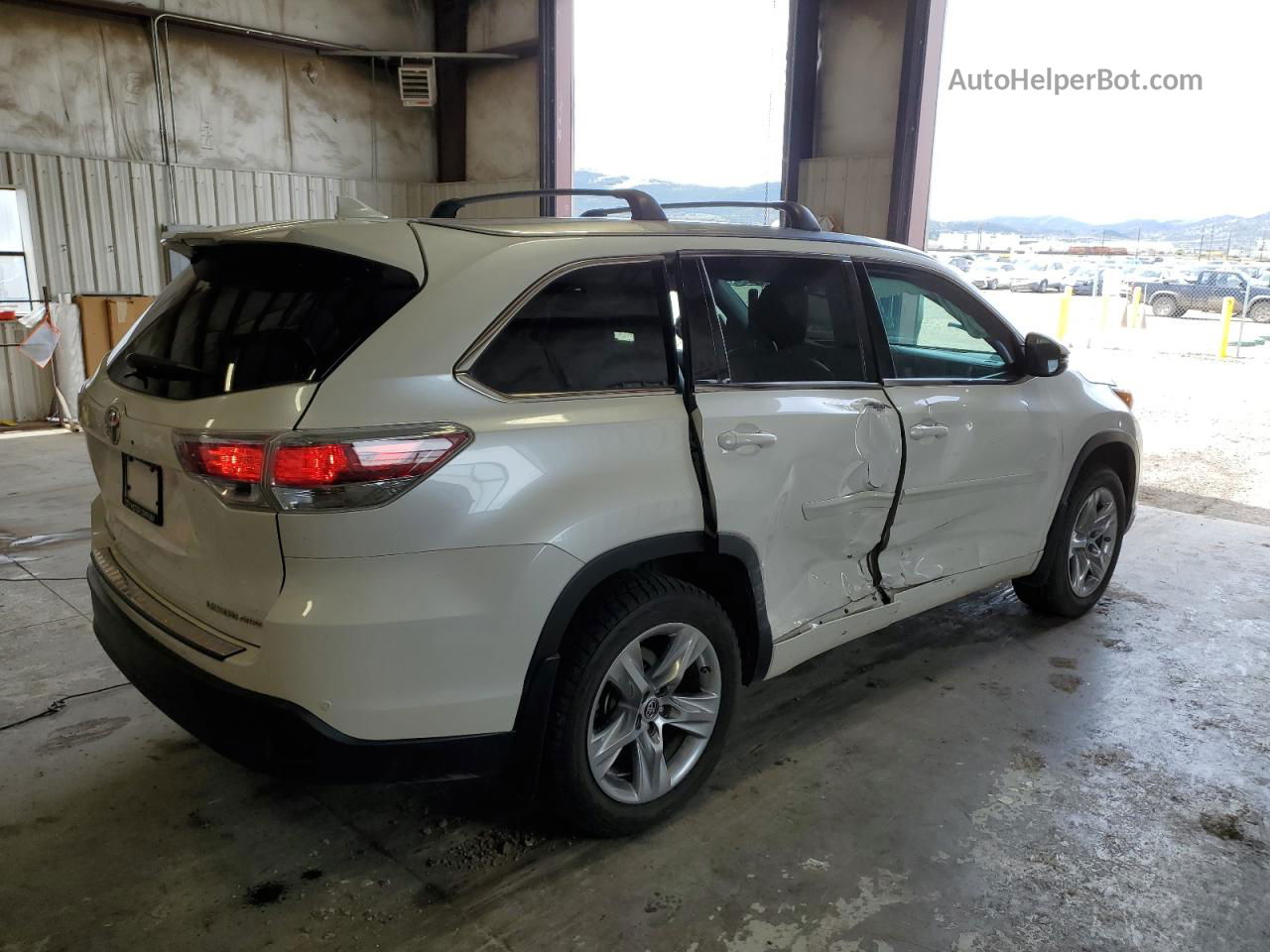 2016 Toyota Highlander Limited White vin: 5TDDKRFH6GS276378