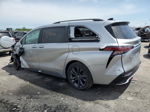 2022 Toyota Sienna Xse Серебряный vin: 5TDDRKEC3NS133796