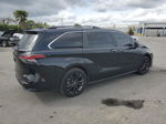 2022 Toyota Sienna Xse Black vin: 5TDDRKEC8NS103709