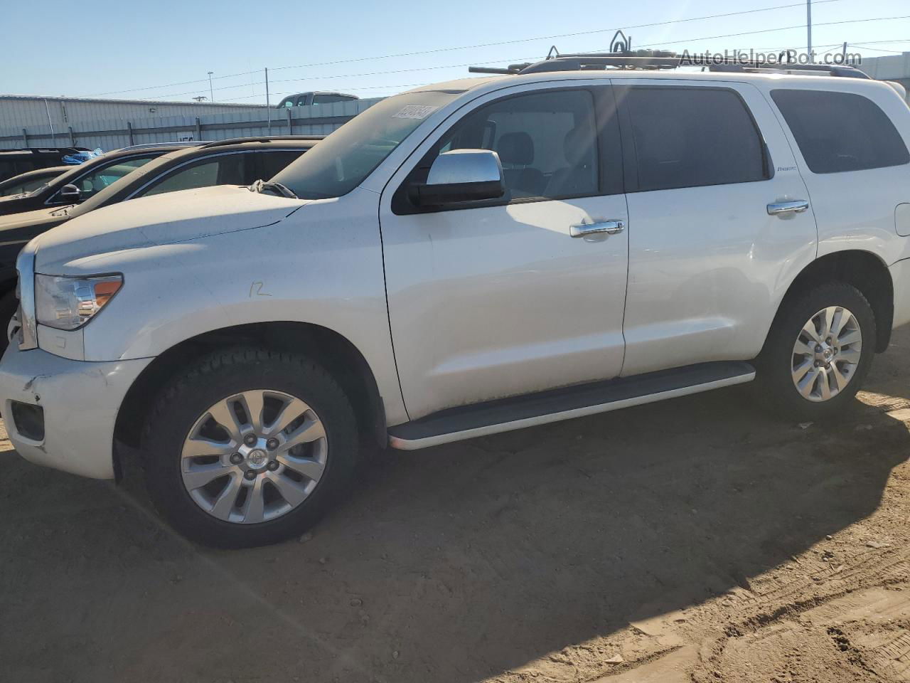 2016 Toyota Sequoia Platinum Белый vin: 5TDDW5G10GS146465