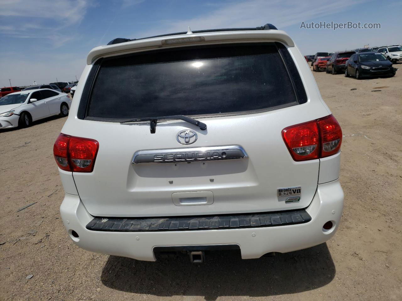 2017 Toyota Sequoia Platinum White vin: 5TDDW5G14HS150259