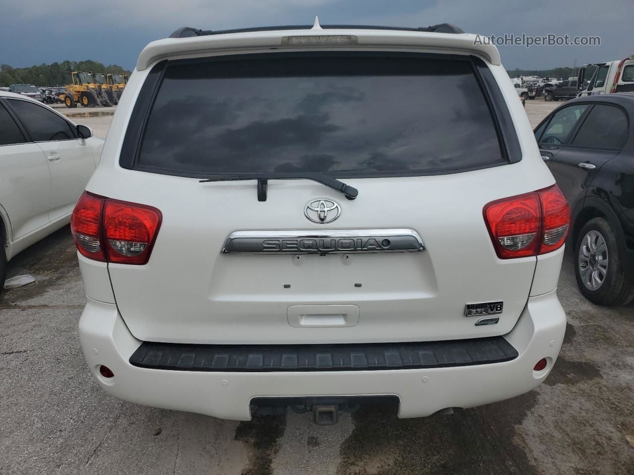 2017 Toyota Sequoia Platinum White vin: 5TDDW5G14HS150259