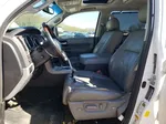 2016 Toyota Sequoia Platinum Белый vin: 5TDDY5G13GS139679