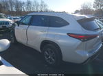 2021 Toyota Highlander Hybrid Platinum White vin: 5TDEBRCH2MS029041