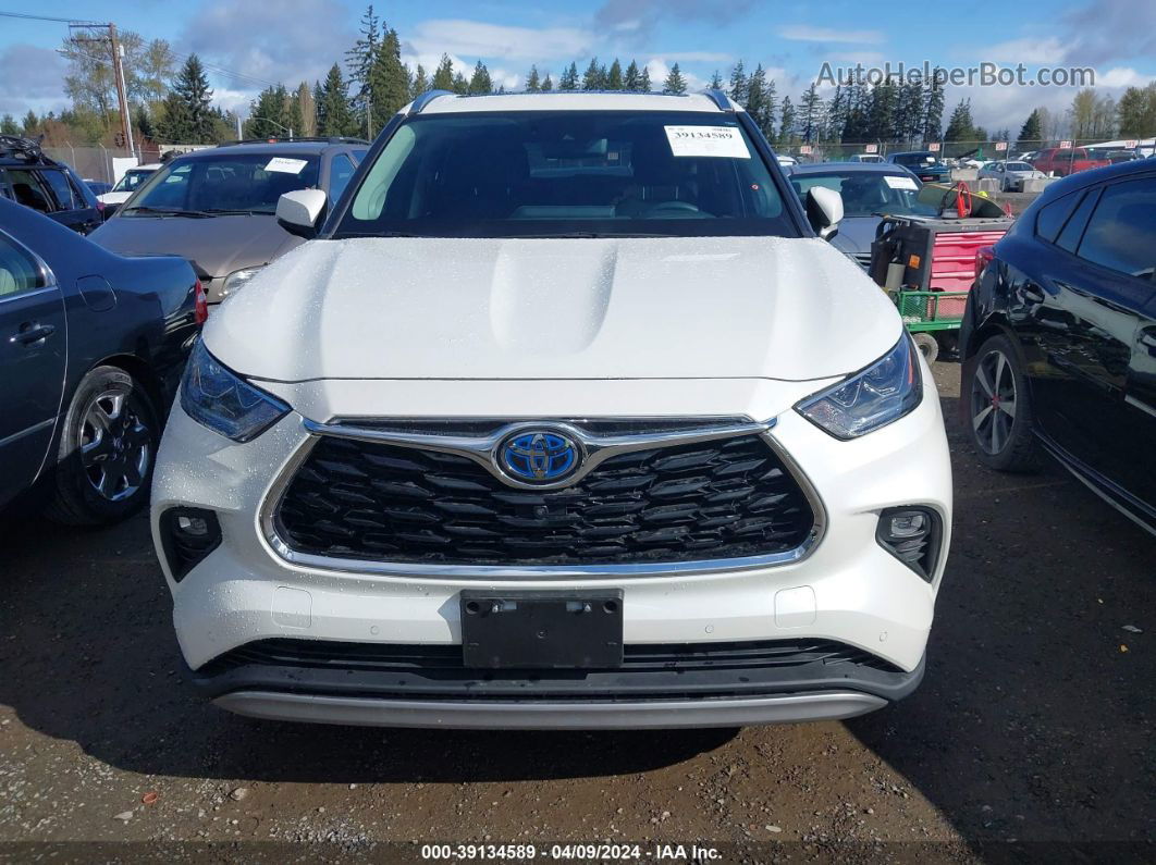 2021 Toyota Highlander Hybrid Platinum White vin: 5TDEBRCHXMS022709