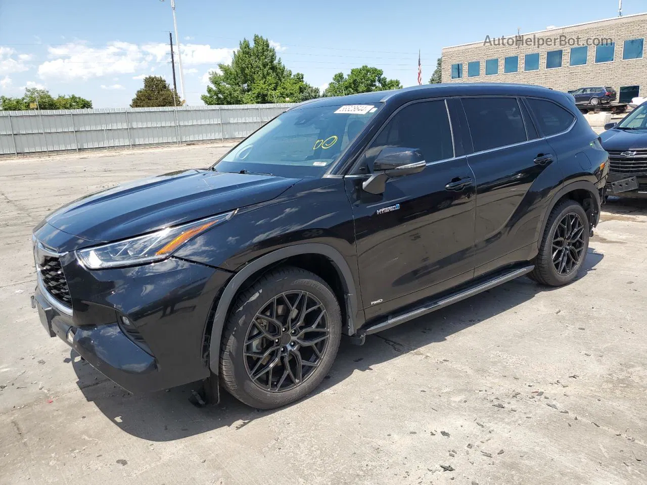 2021 Toyota Highlander Hybrid Platinum Black vin: 5TDEBRCHXMS029143