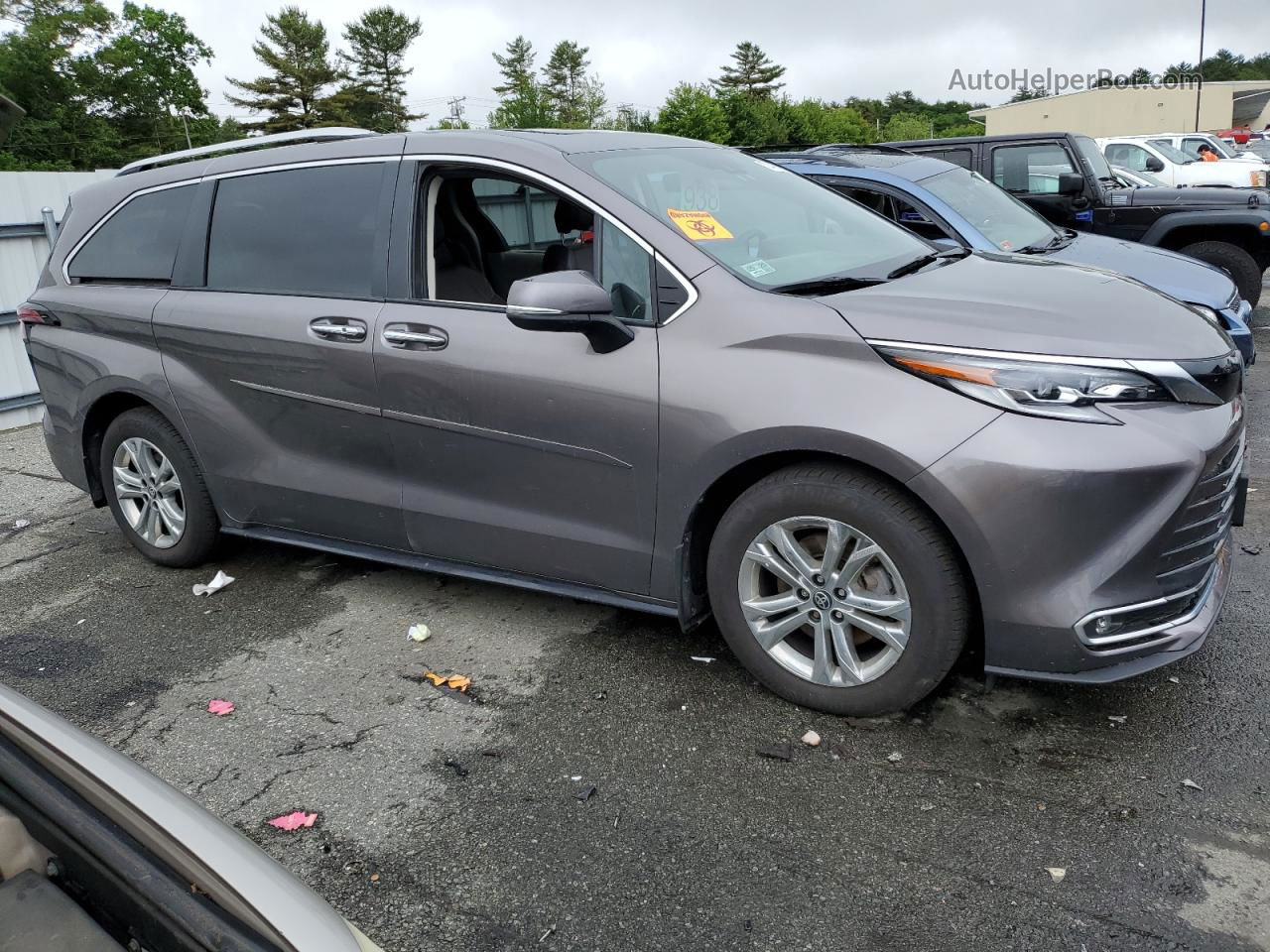 2022 Toyota Sienna Limited Gray vin: 5TDESKFC8NS051988