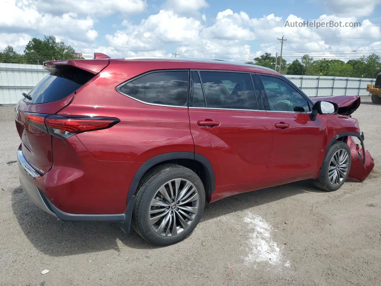 2021 Toyota Highlander Platinum Red vin: 5TDFZRBH8MS138315