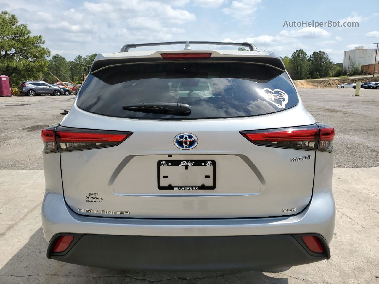 2021 Toyota Highlander Hybrid Xle Silver vin: 5TDGARAH5MS507497