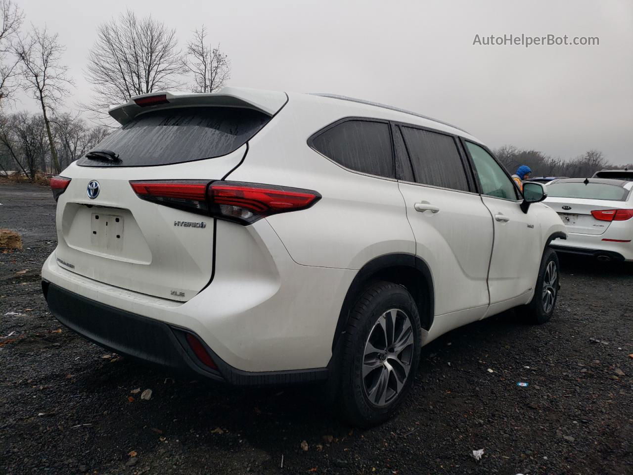 2021 Toyota Highlander Hybrid Xle White vin: 5TDGBRCH3MS524874