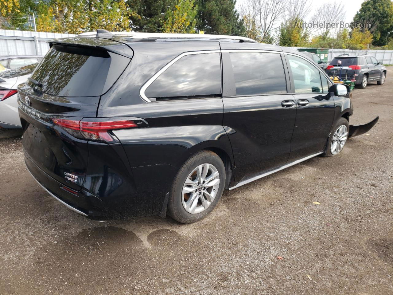 2022 Toyota Sienna Le Black vin: 5TDGSKFC2NS073512