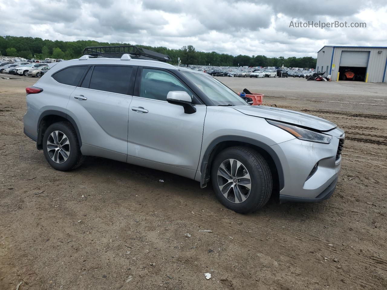 2021 Toyota Highlander Xle Silver vin: 5TDGZRAH9MS535151