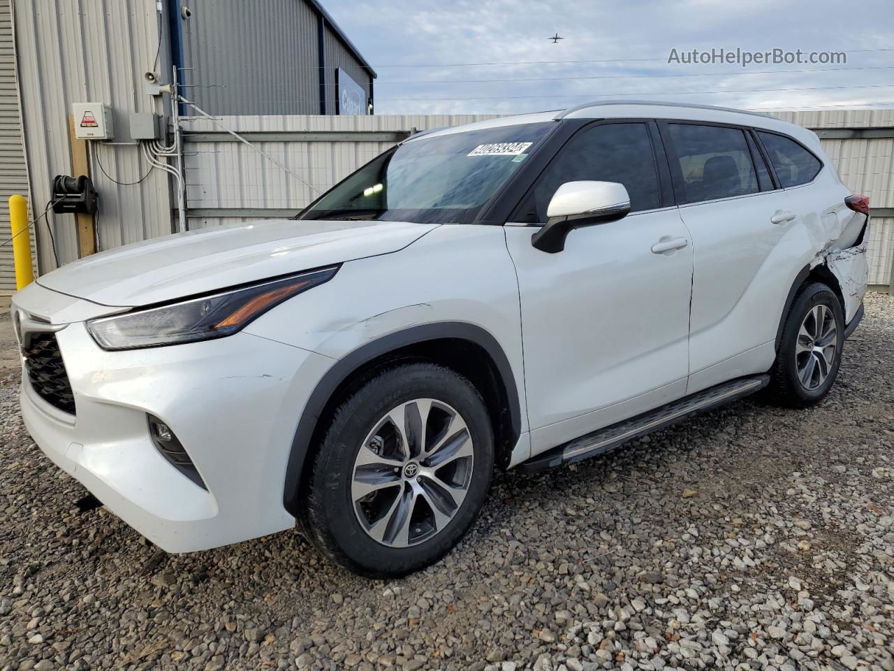 Price & History 2022 Toyota Highlander Xle 3.5l 6 vin