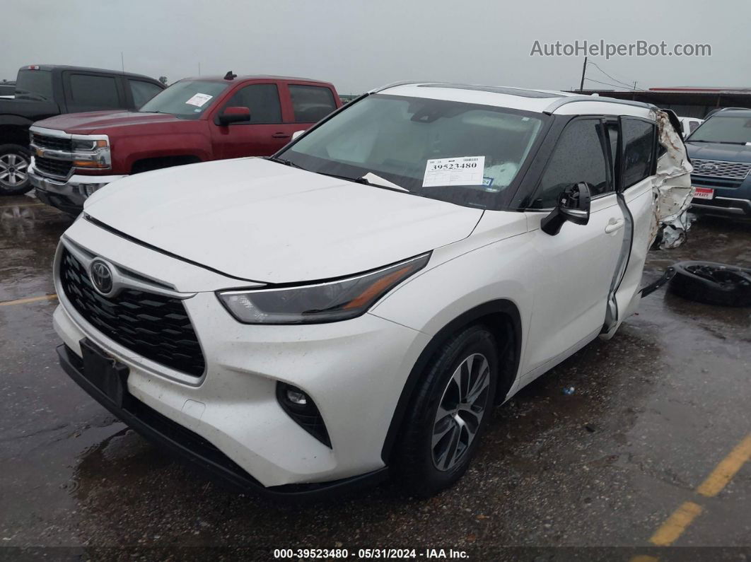 2021 Toyota Highlander Xle White vin: 5TDGZRAHXMS040697