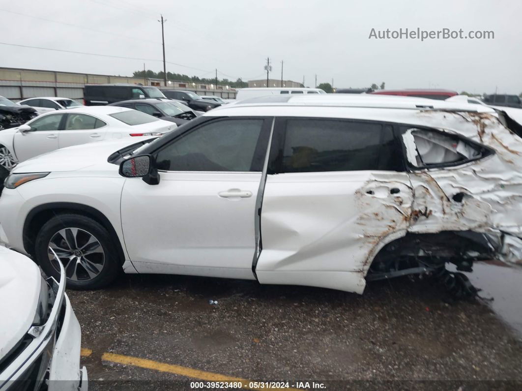 2021 Toyota Highlander Xle White vin: 5TDGZRAHXMS040697