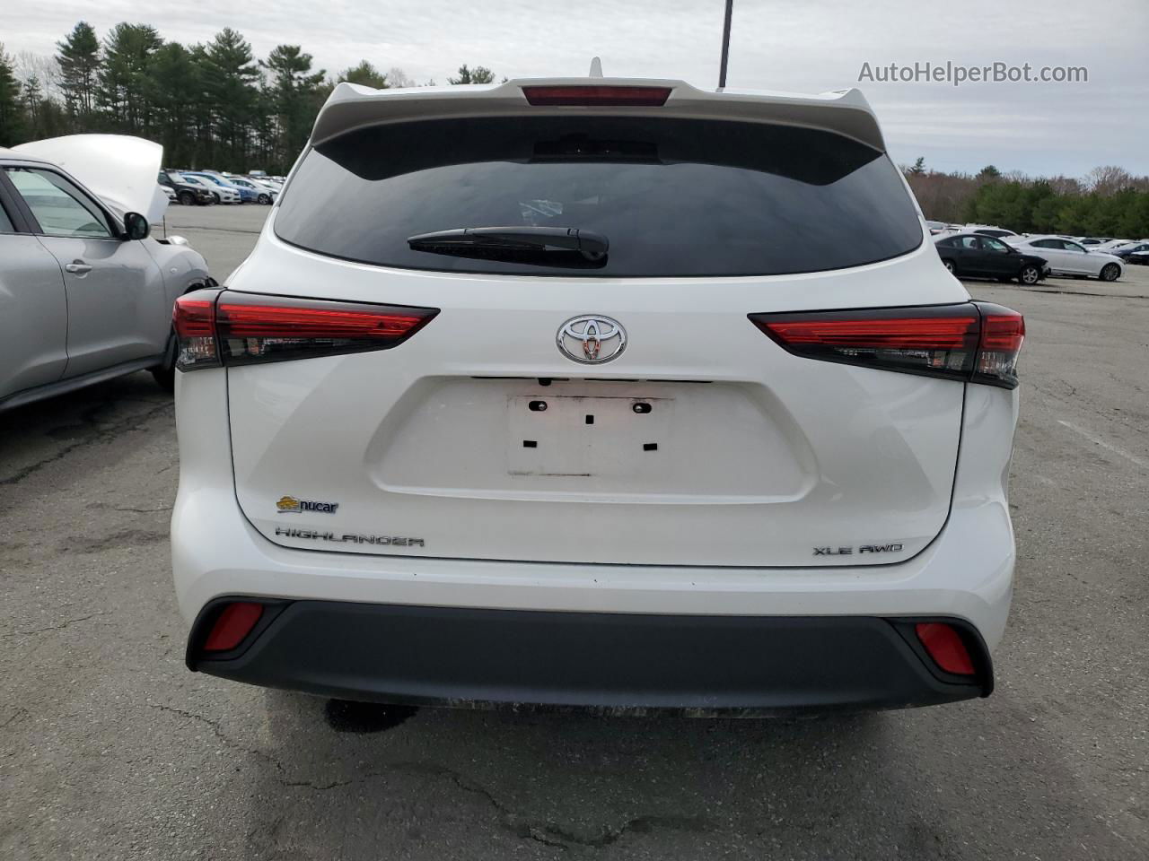 2021 Toyota Highlander Xle White vin: 5TDGZRBH2MS527018