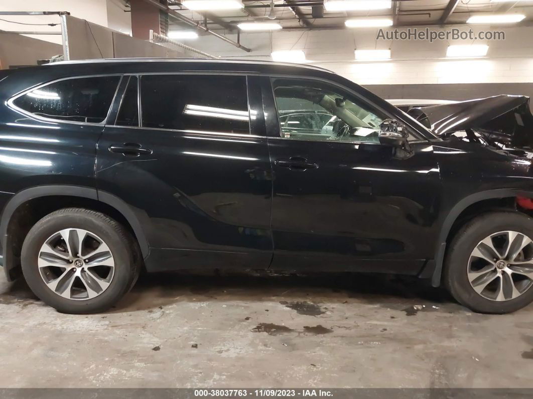 2021 Toyota Highlander Xle Черный vin: 5TDGZRBH5MS160535